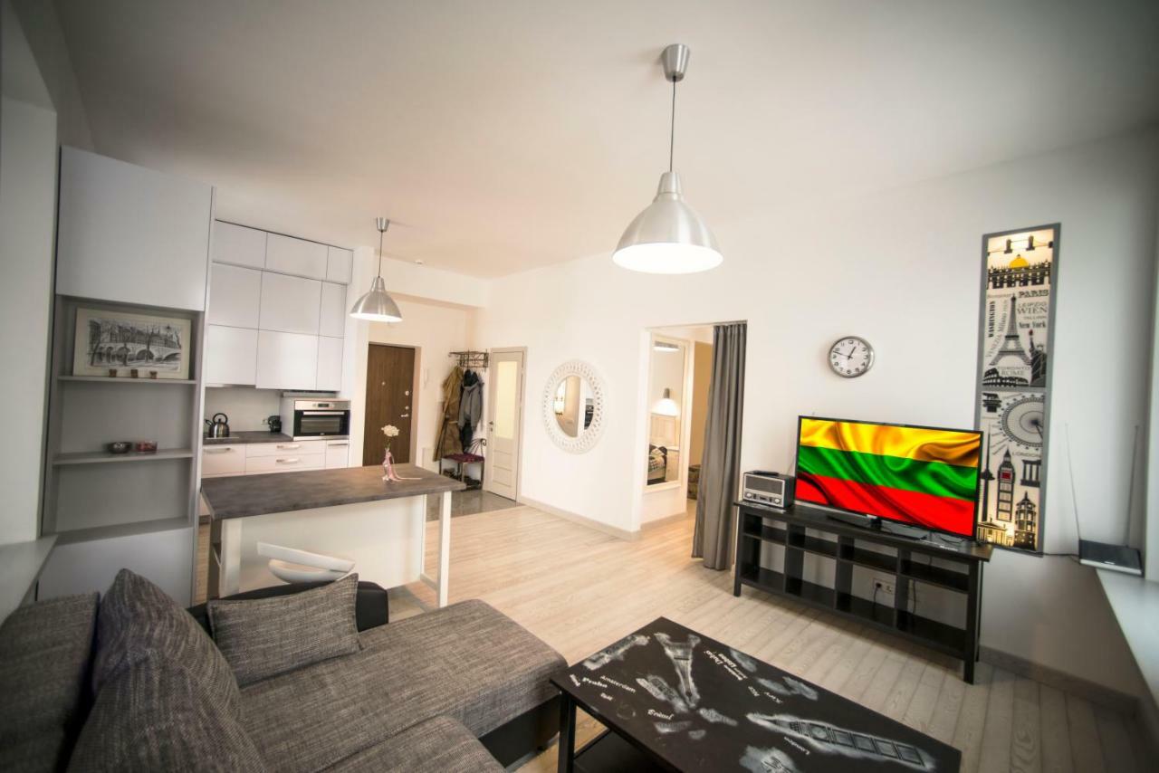 Vilnius Apartment With Stained Glass Екстер'єр фото
