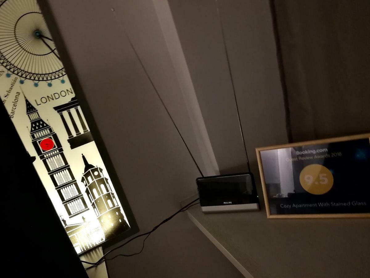 Vilnius Apartment With Stained Glass Екстер'єр фото